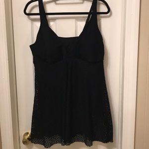 Women’s bathing suit